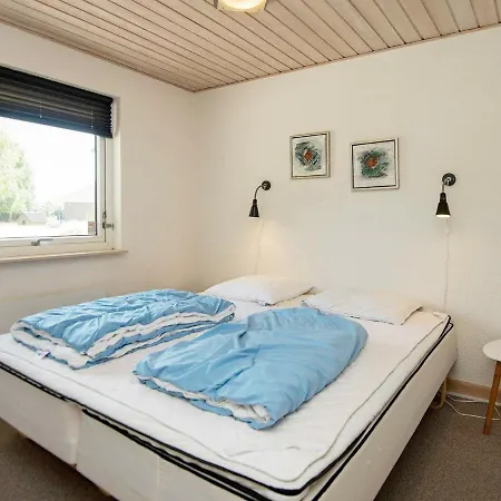 9 Person Holiday In Bl Vand