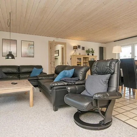 9 Person Holiday In Bl Vand Ho